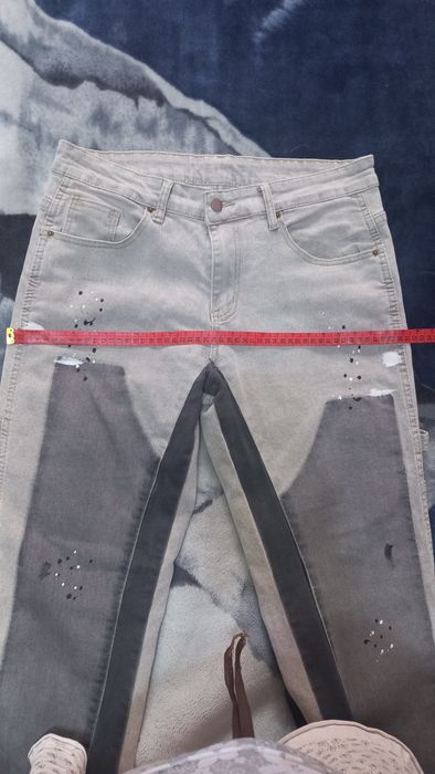 Джинсы флоаред...