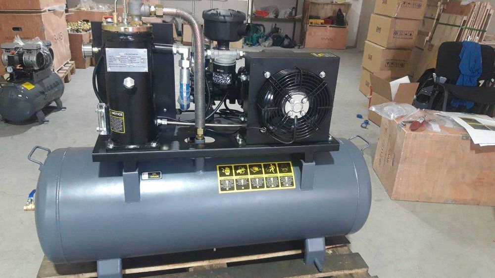Vintovoy kompressor   Компрессор Portable Screw air compressor DLG 4V