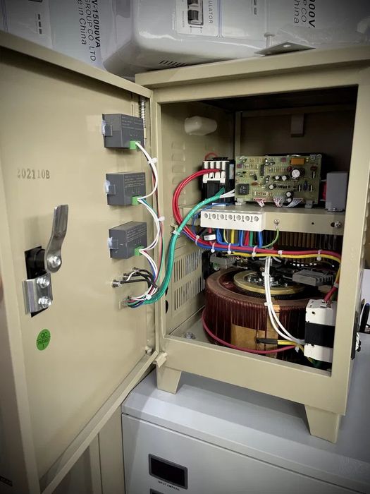 Andeli 15-kw stabiluzatorlari ofitsalni do'kon