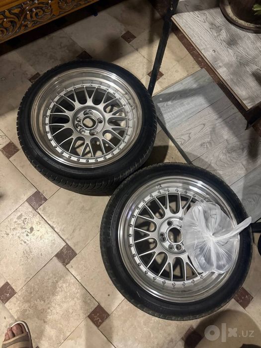 Alpine diska va Balon sotiladi 17 razmer  ideal xolati