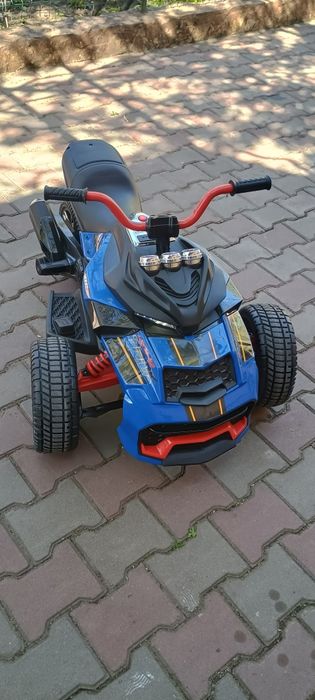 Triciclu electric