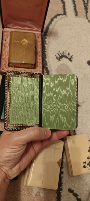Vand carti religioase în limba germana din 1884-97 1900 etc.