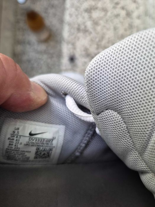 Маратонки NIKE за момче размер 42