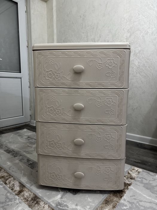 Стол и табуретка 6шт
