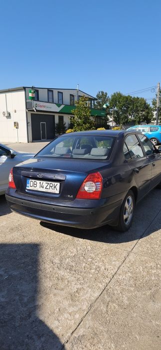 Hyundai elantra 3