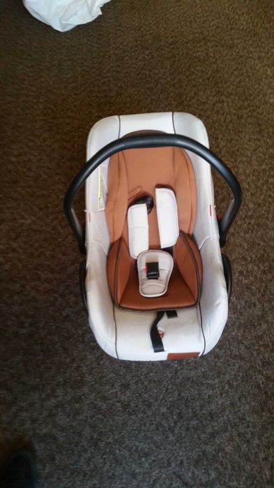 Детско столче - Кошничка за кола Kikka boo