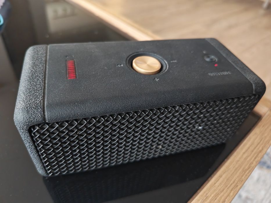 Marshall Emberton Bluetooth колонка
