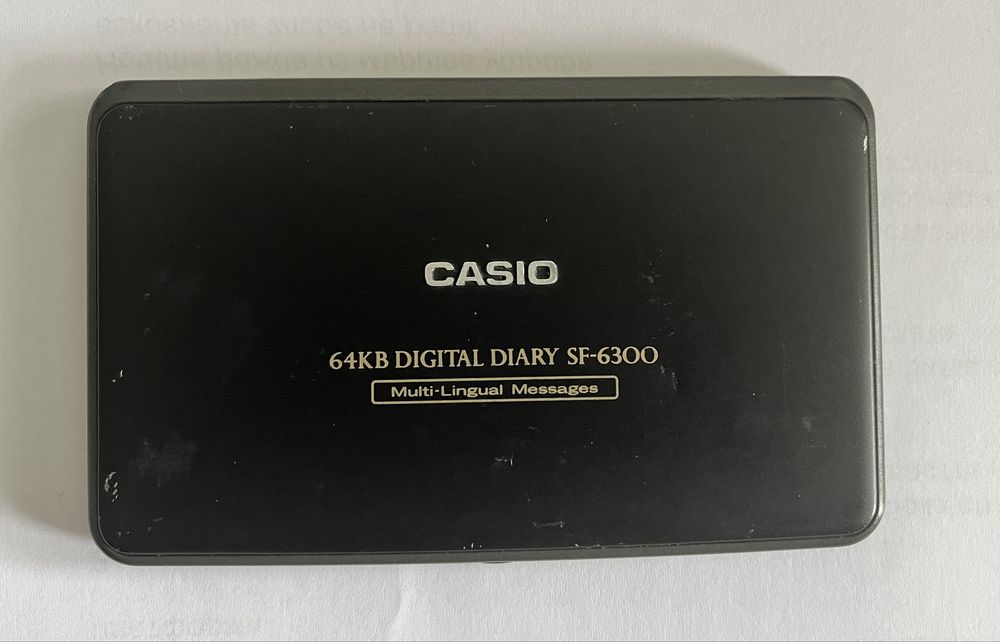 CASIO ретро дигитален органайзер работещ