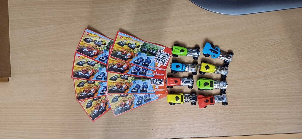 Продам игрушки из киндер сюрприза(серию)