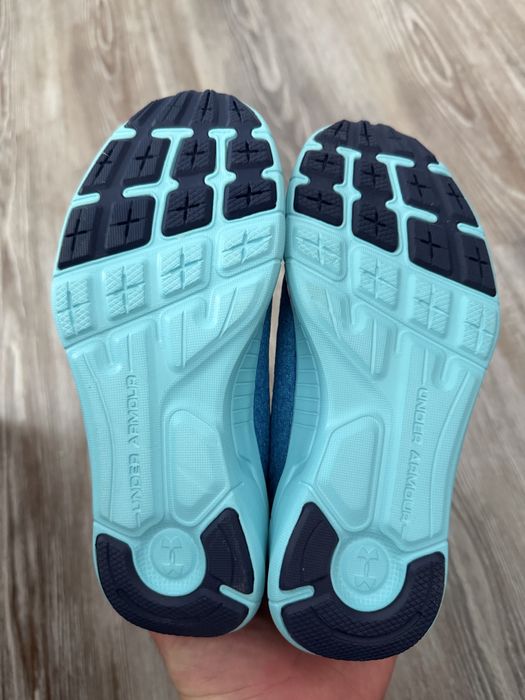 Нови детски обувки Under Armour