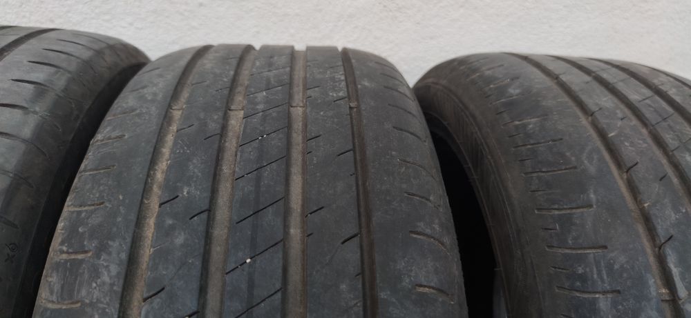 225/50/17 4 броя летни ДОТ 23