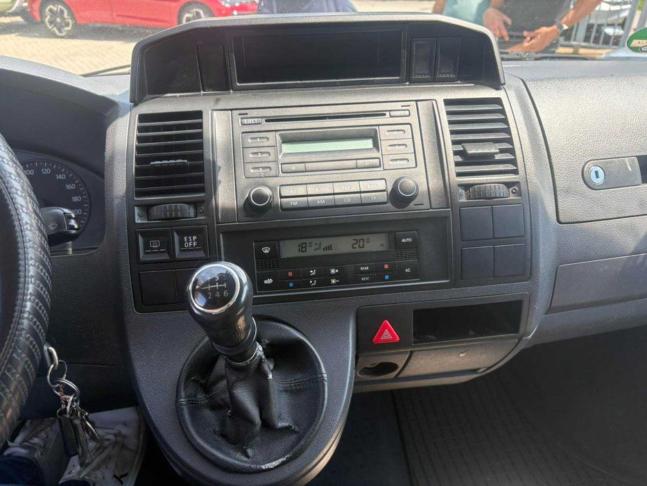 Volkswagen Caravelle - Фолксваген Каравел