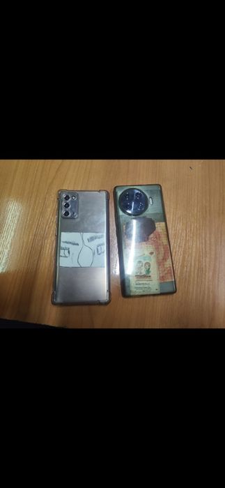 Samsung Note 20 и Tecno spark 20pro+