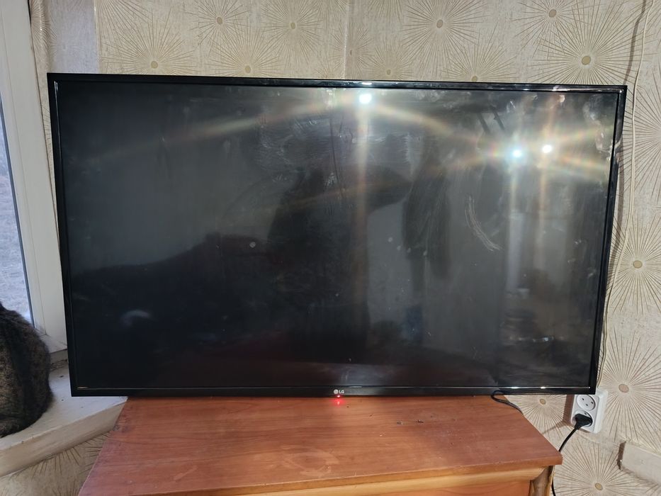 Продам смарт ТВ LG