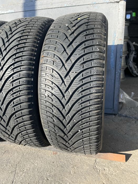 4 бр. зимни гуми 205/55/16 BF Goodrich DOT 3019 6 mm