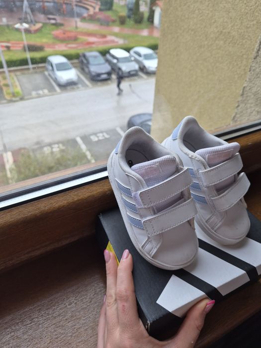 Детски обувки адидас