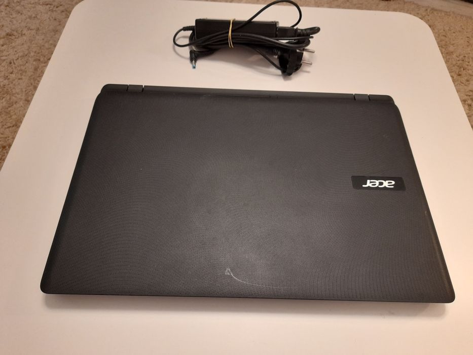 Laptop Acer ES 17