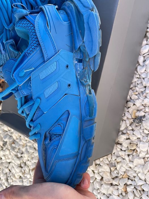 Balenciaga track cu defect!!