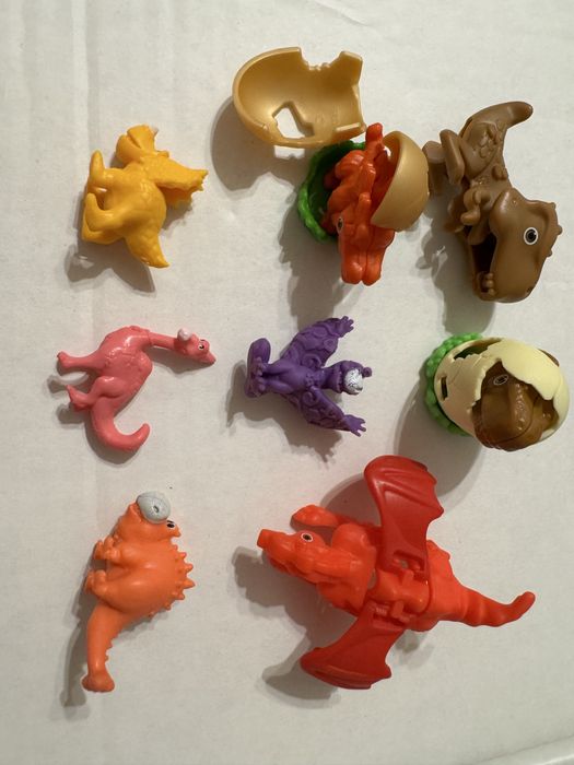 Киндер енотики динозавры акулята