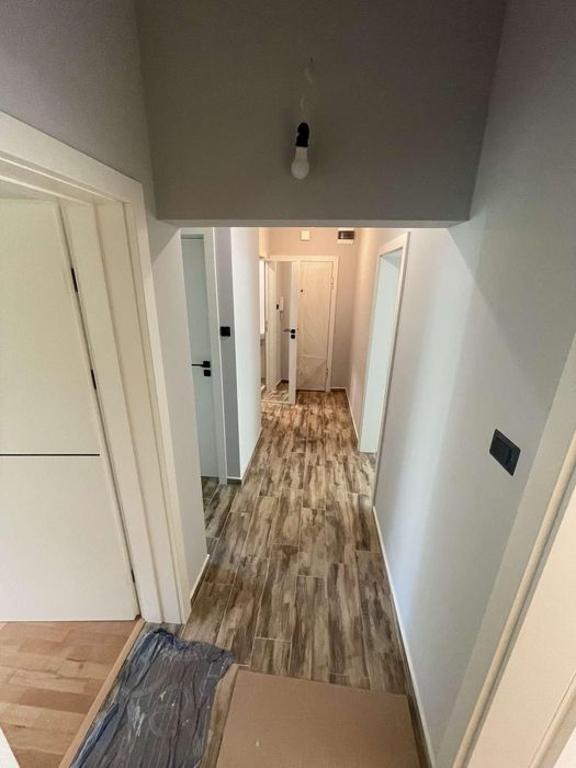 Дава се под наем Тристаен апартамент в София, Гоце Делчев - 84 кв.м за 800 € - Снимка #4