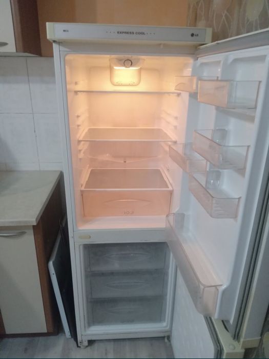 Продаётся холодильник