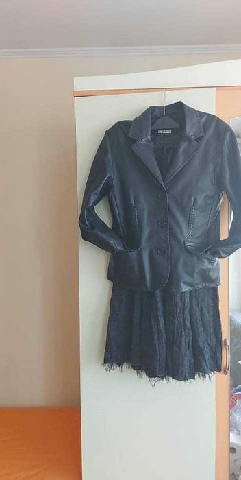 Почти ново Естествена кожа яке- сако - изключително качество,ръчен шев