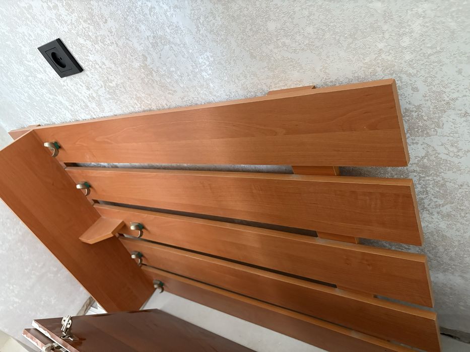 Продам прихожую б/у