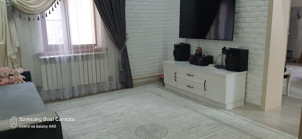 Продаётся уютный тёплый дом