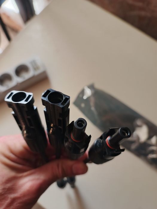 Set cabluri solare Y noi adaptoare