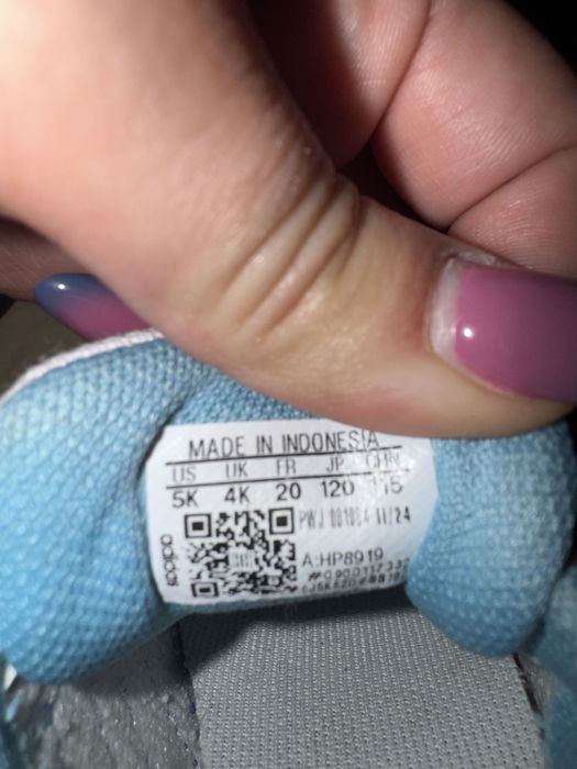 Adidas ,Geox бебешки маратонки и мокасини на HM