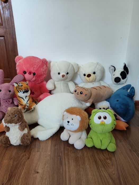 Продам мягкие разные игрушки