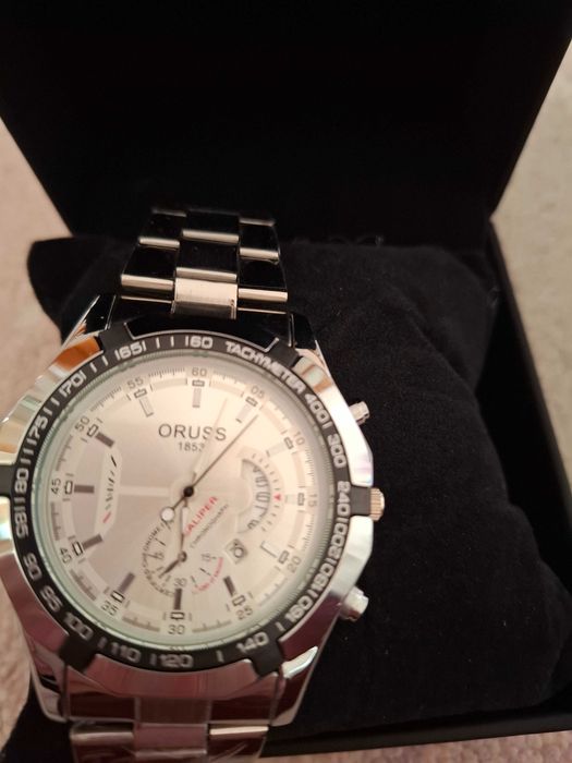 Продавам Мъжки часовник