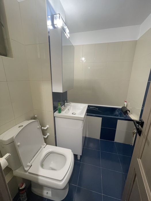 Vand apartament 2 camere, decomandat, 60mp (balcon inclus), bloc 1983