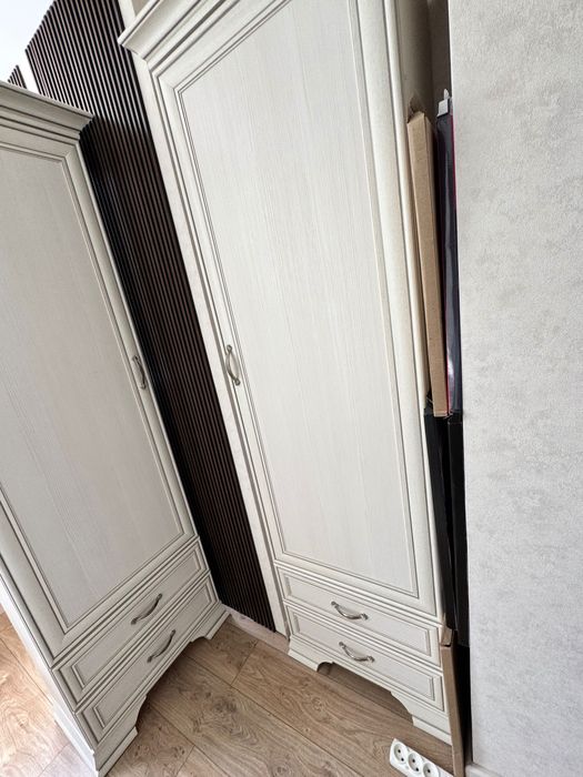 Продаю шкаф срочно