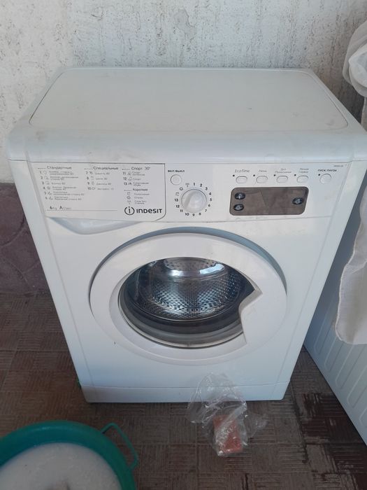Продам стиральную машина