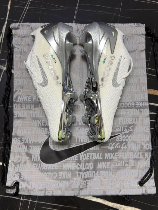 Ghete de fotbal Nike