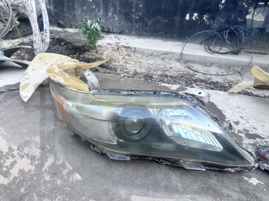 Фара camry 40-45