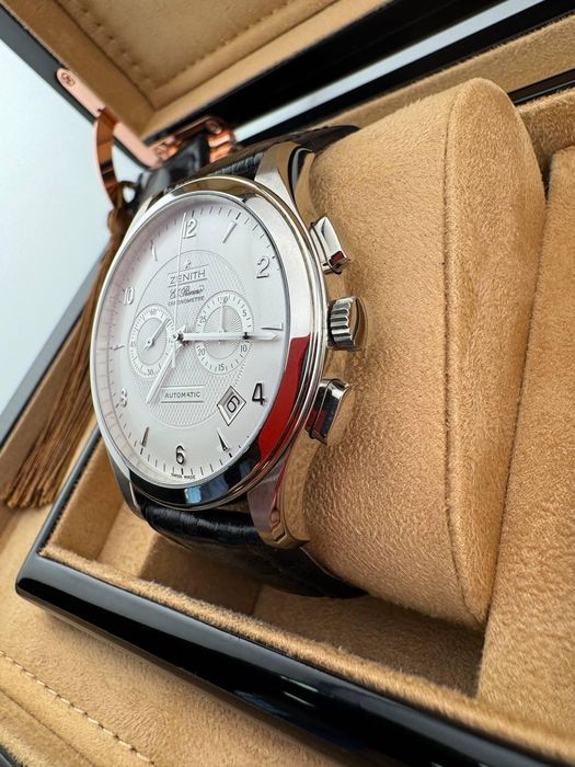 Часы золотые 750пробы