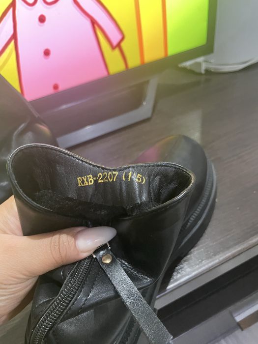 Продам обувь новые