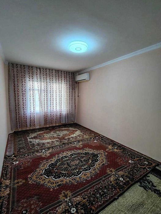KVARTIRA SOTILADI!   Uchtepa tumani, 12-kvartal  Farhod bozor 1 xona q