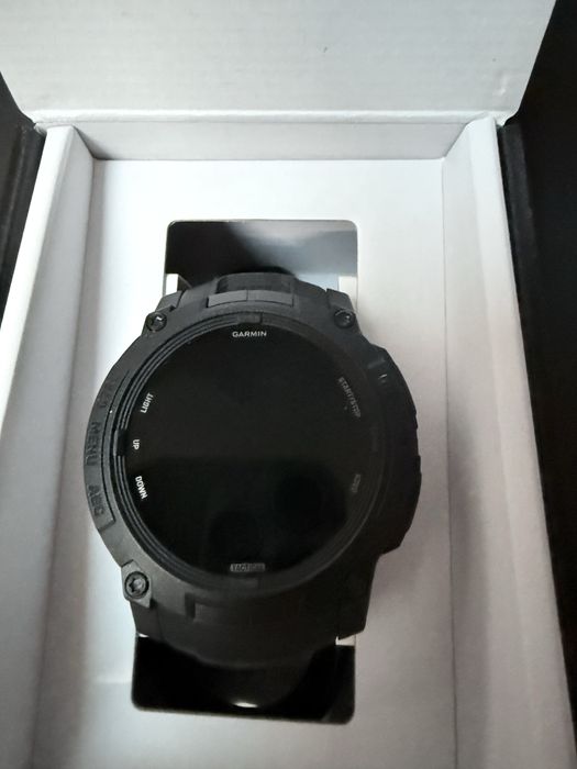 Garmin Instinct 3 AMOLED TACTICAL