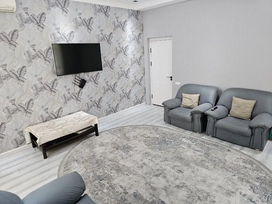 #1876

Мирзо-Улугбекский район
улица Темур-Малик