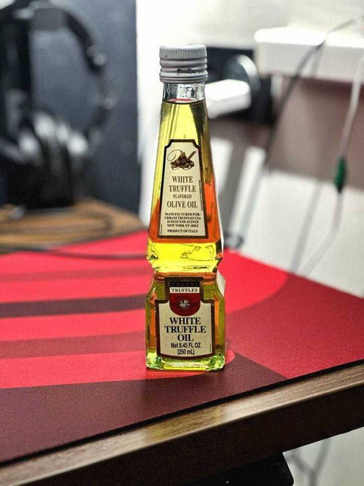 Urbani White Truffle Oil 250 мл, трюфельное масло Италия