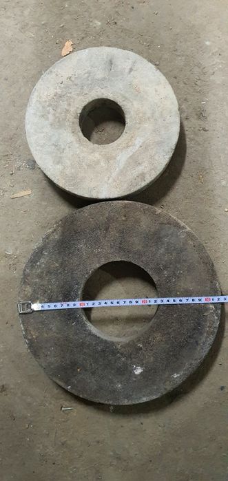 Продам точильные камни по 11000 каждый