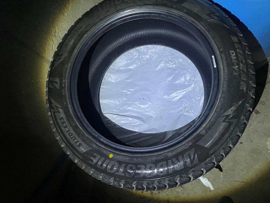 Зимние шины Bridgestone
