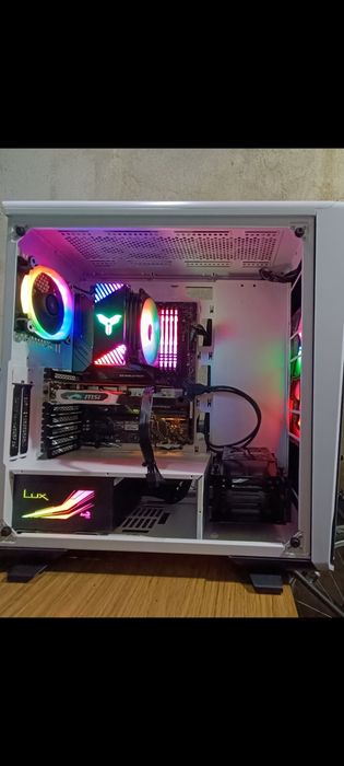 Геймърски компютър