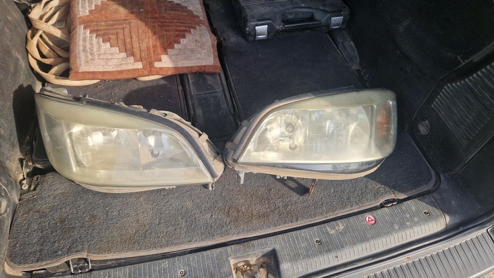 Фары от опель зафира