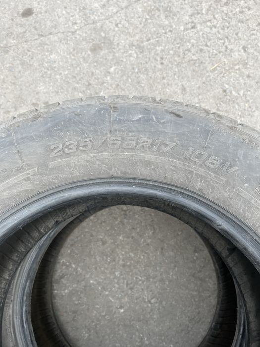 Резина всесезонка  235 55 r17