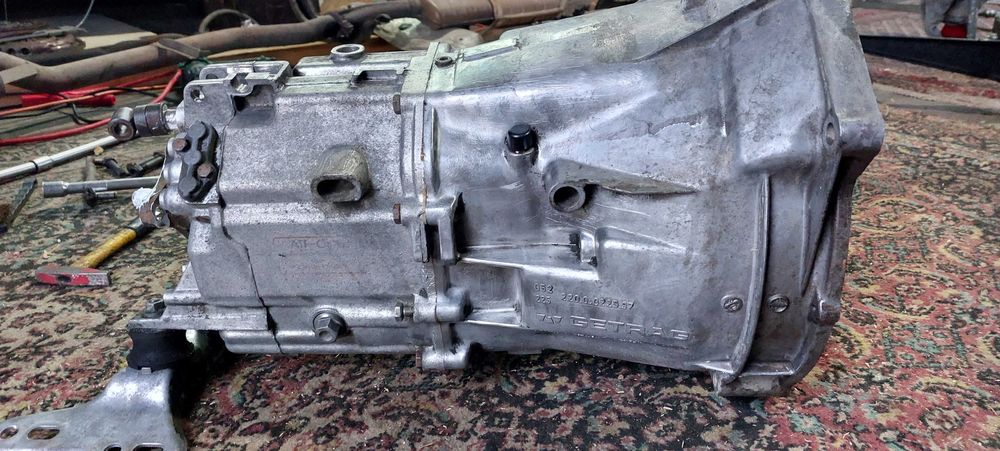 Съединител LUK (НЕ УПОТРЕБЯВАН) и скоростна кутия BMW E36.