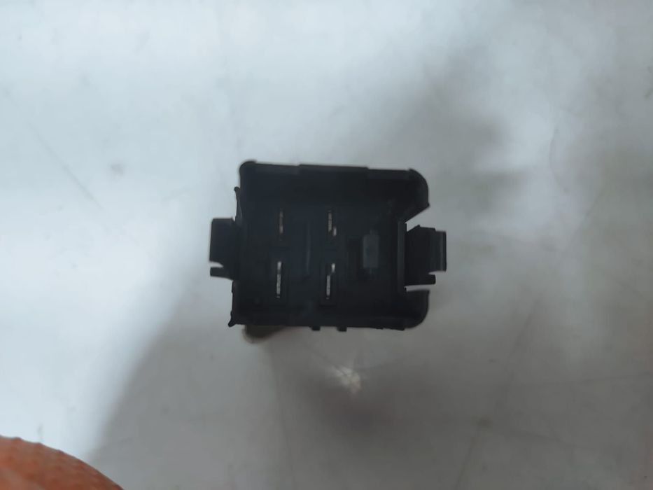Buton avarie 1K0953509A Volkswagen VW Jetta 5